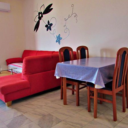 Apartmani Podobnik 克罗诺维察 外观 照片