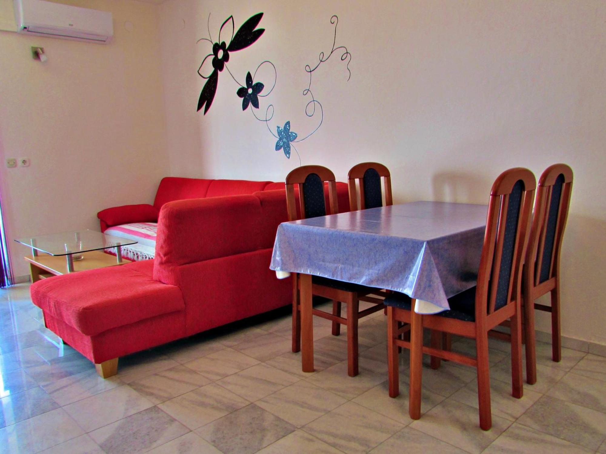 Apartmani Podobnik 克罗诺维察 外观 照片