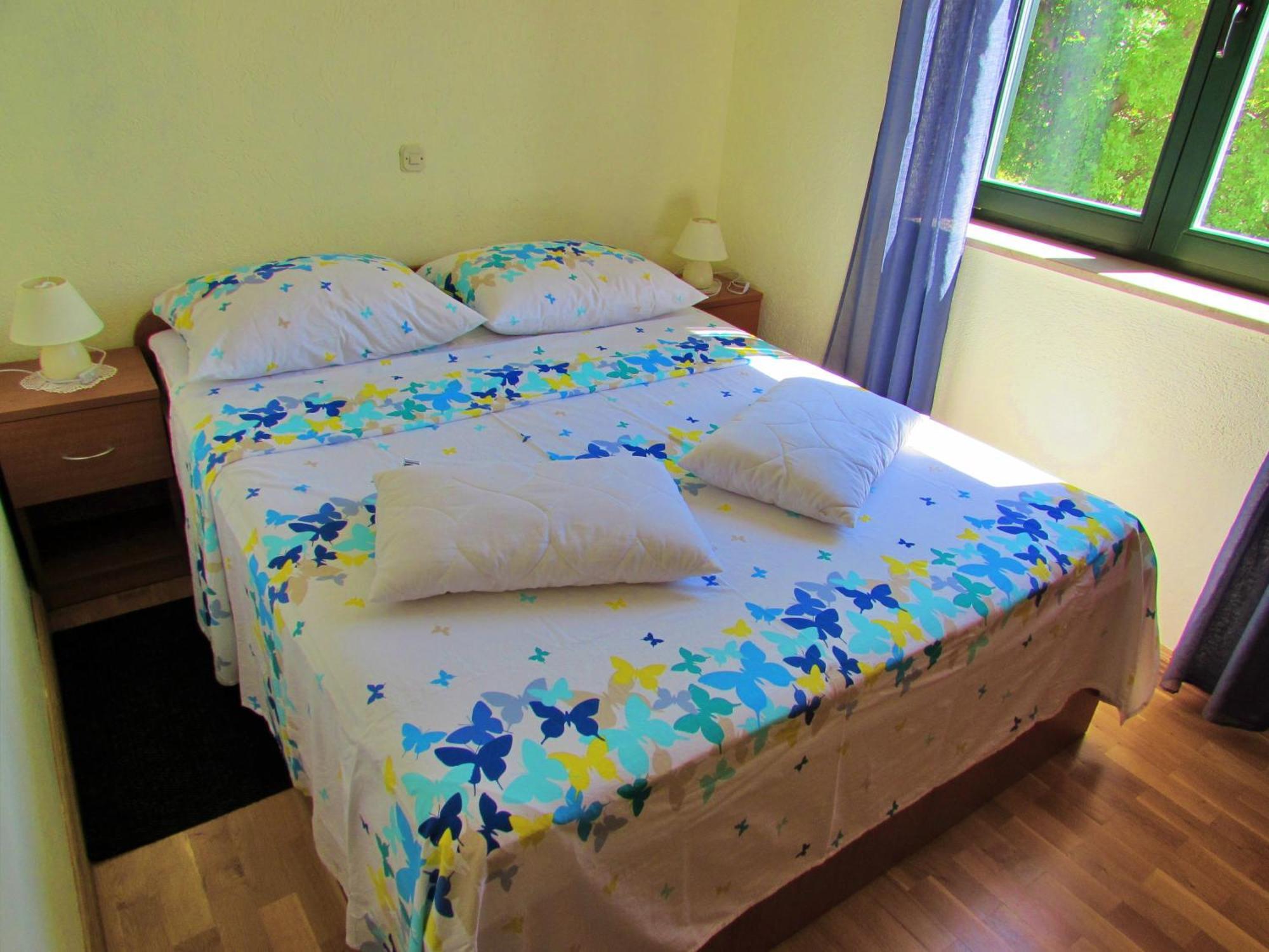 Apartmani Podobnik 克罗诺维察 外观 照片